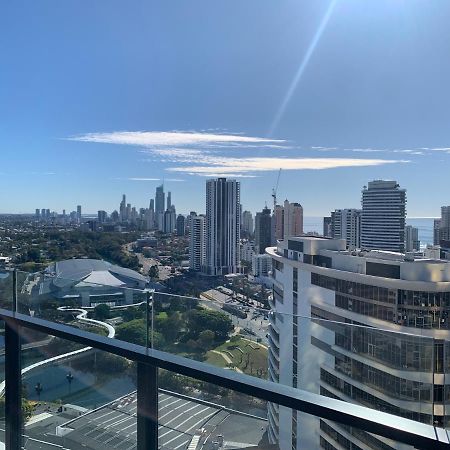 Lamour Ocean View Apartment I In Casino Broadbeach - Free Parking-195Cm Голд-Кост Экстерьер фото