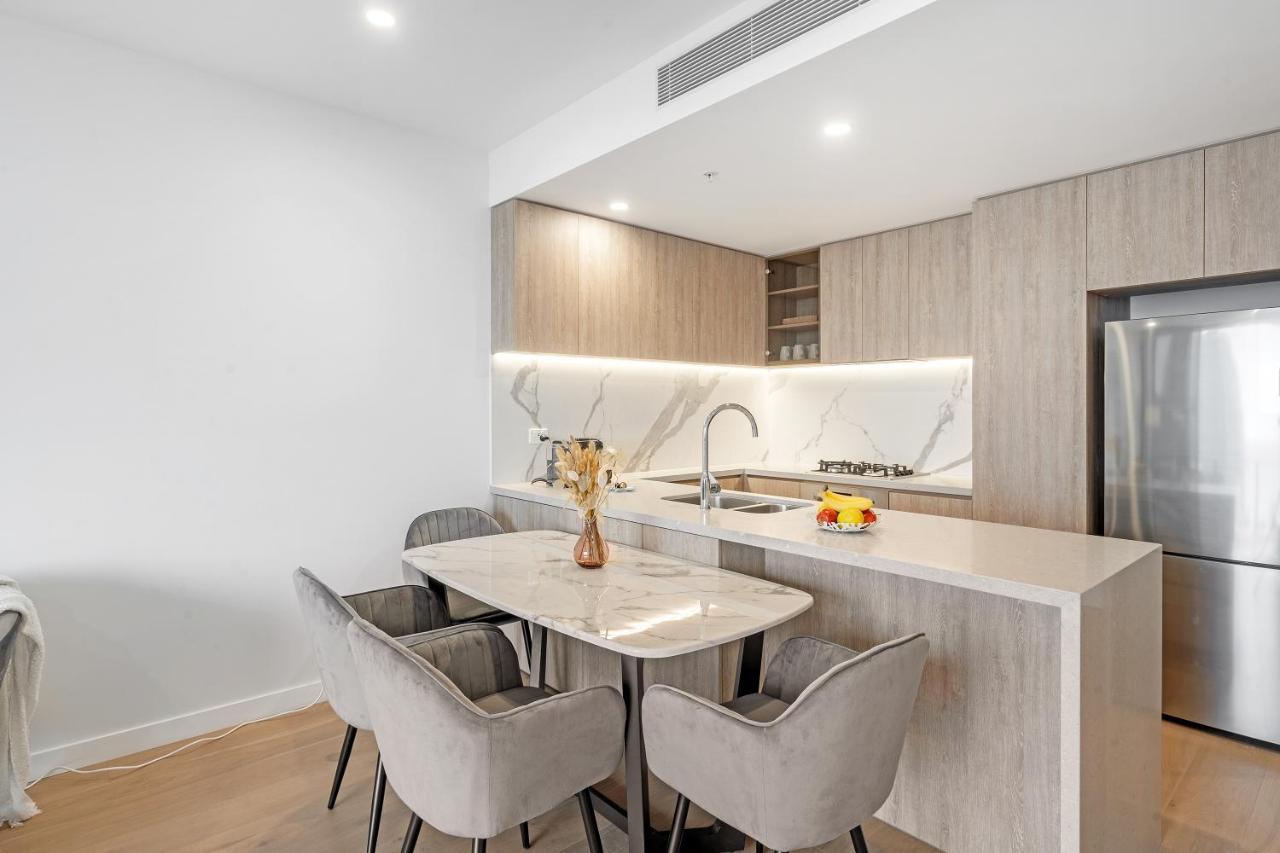 Lamour Ocean View Apartment I In Casino Broadbeach - Free Parking-195Cm Голд-Кост Экстерьер фото