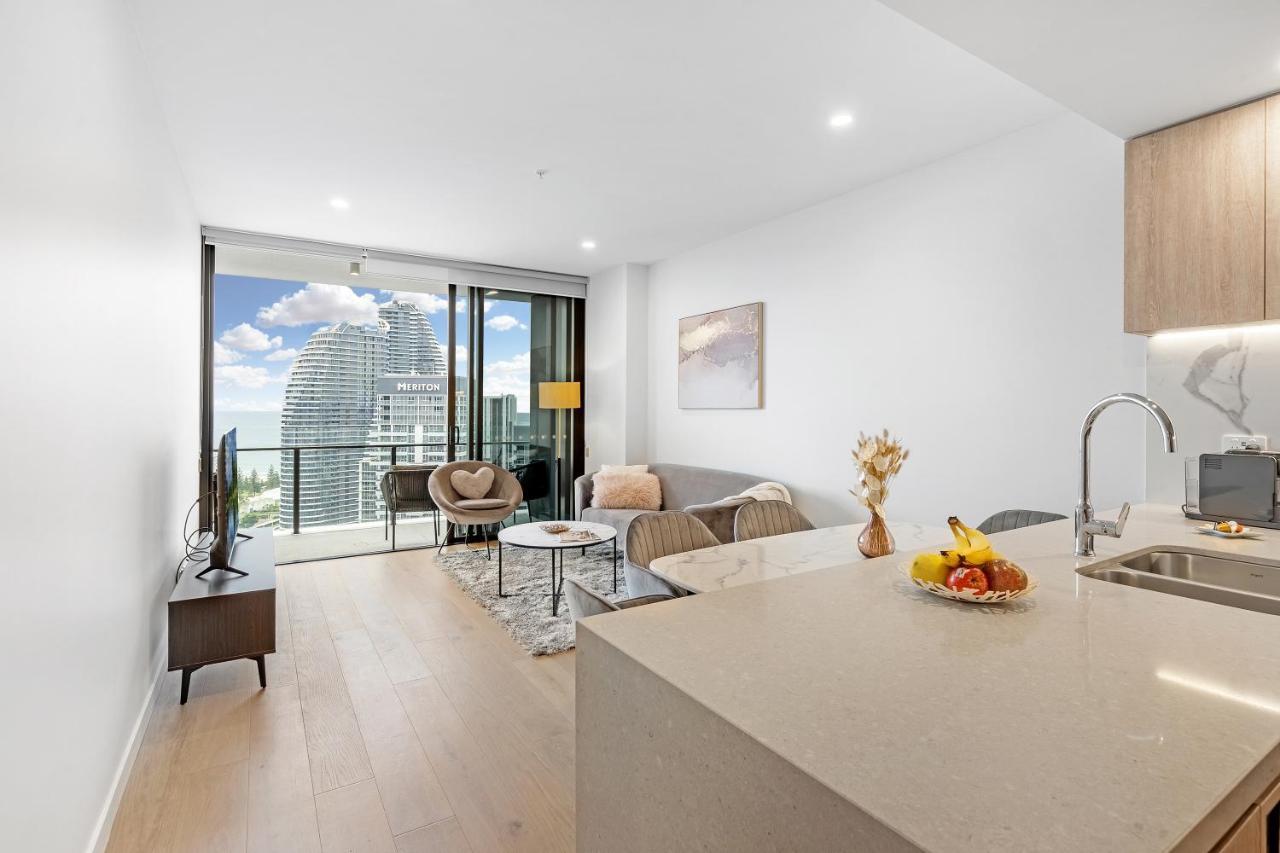 Lamour Ocean View Apartment I In Casino Broadbeach - Free Parking-195Cm Голд-Кост Экстерьер фото