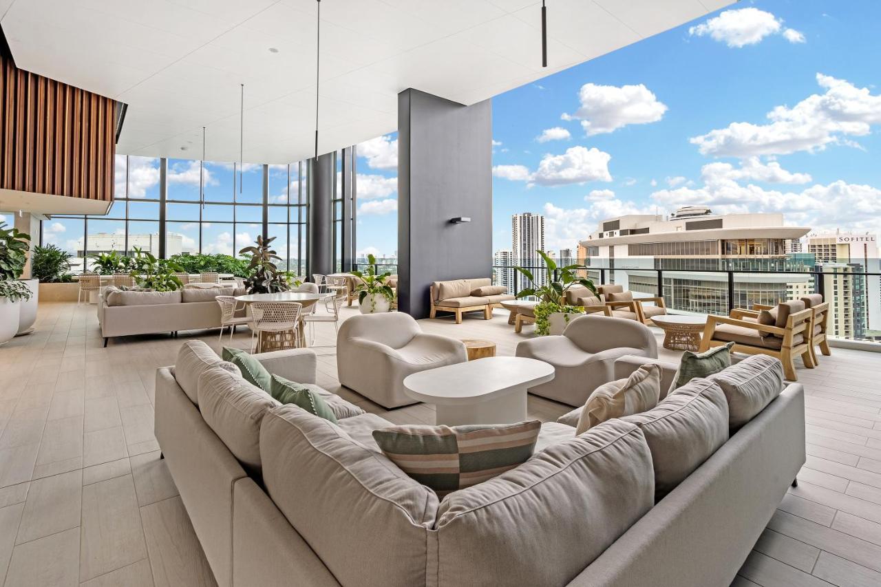 Lamour Ocean View Apartment I In Casino Broadbeach - Free Parking-195Cm Голд-Кост Экстерьер фото